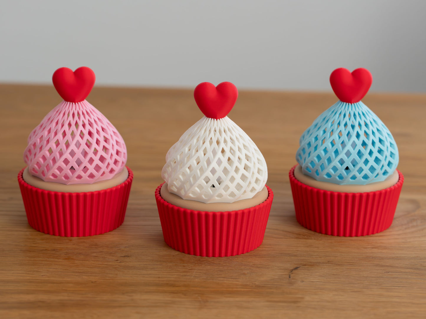 Herz-Cupcake-LED-Teelicht-Set – Romantische Muffins mit Herzlicht“