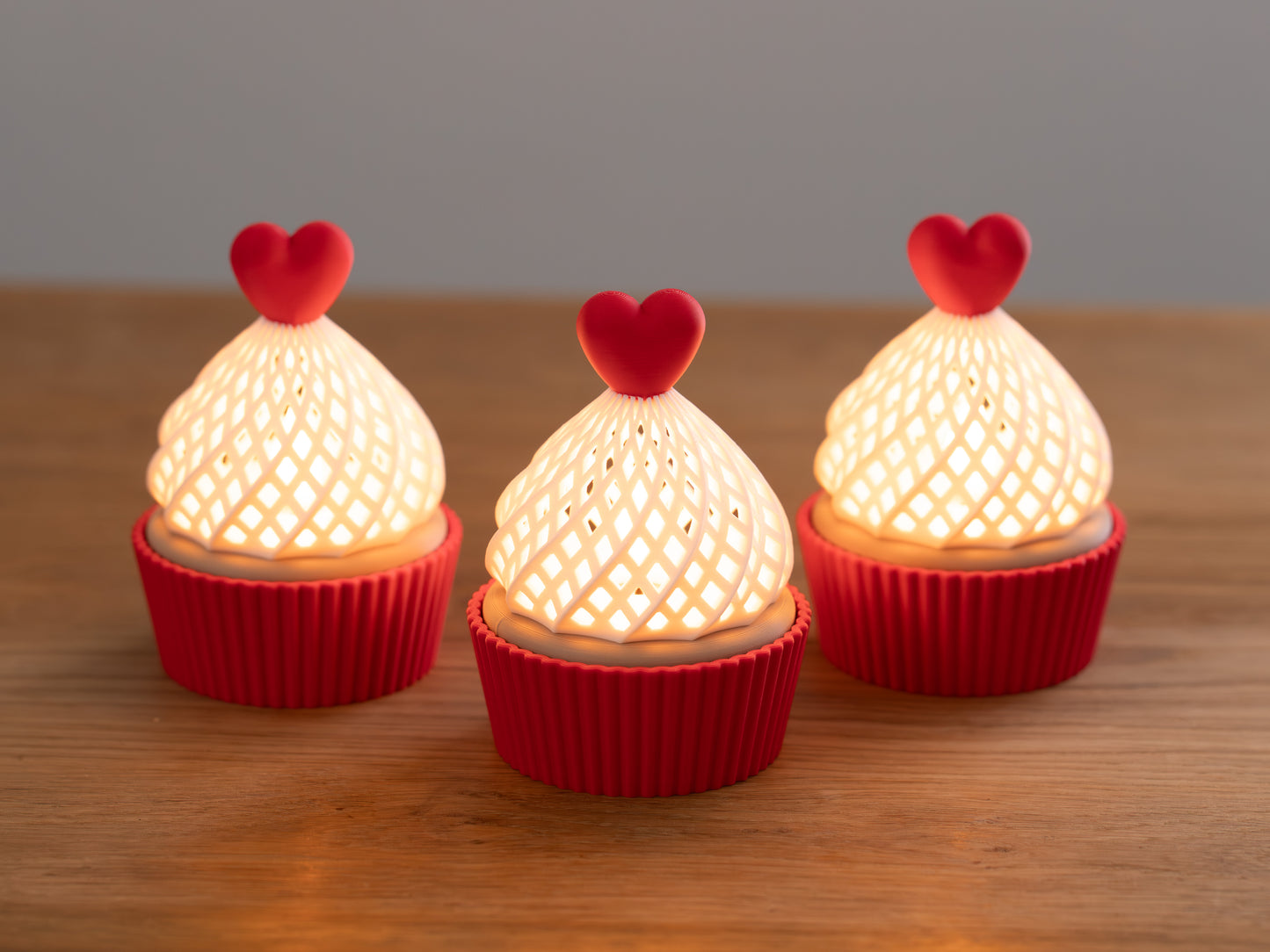 Herz-Cupcake-LED-Teelicht-Set – Romantische Muffins mit Herzlicht“