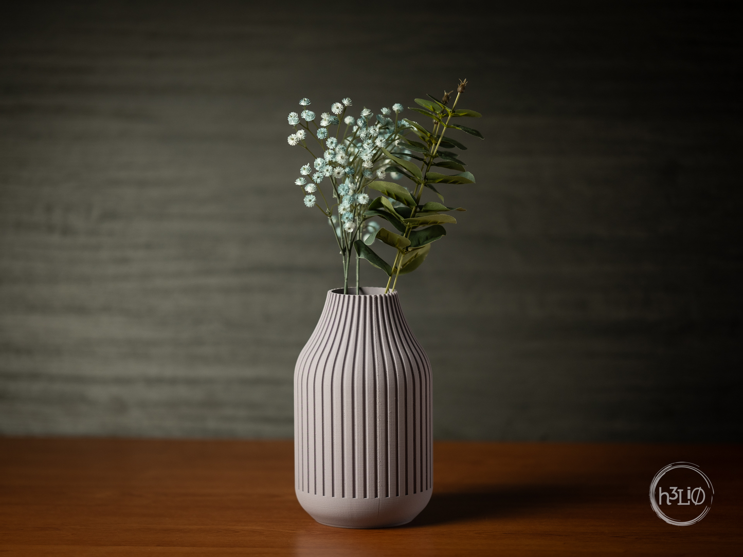 Vase Strata – Minimalistische Form mit moderner Tiefe