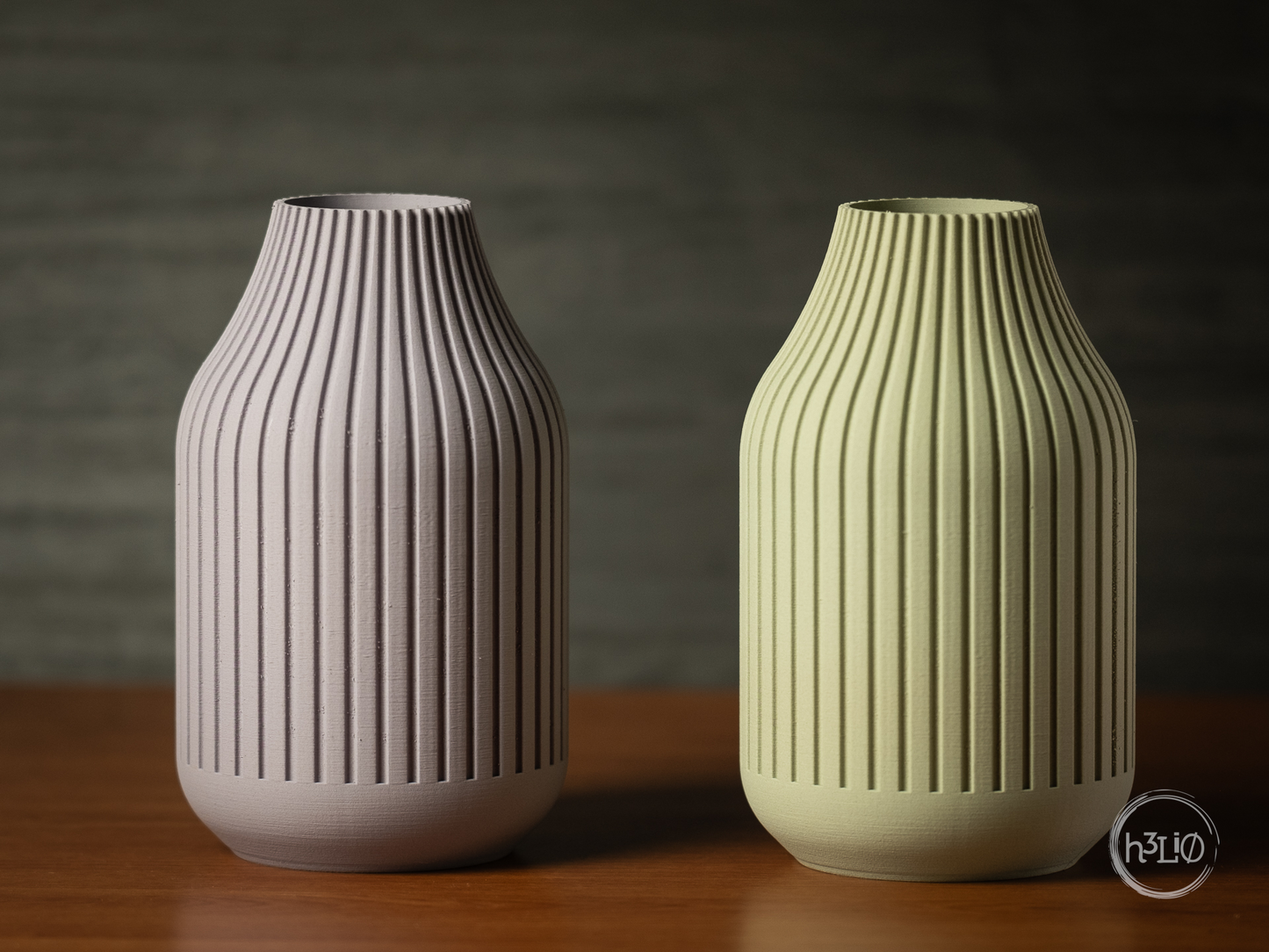 Vase Strata – Minimalistische Form mit moderner Tiefe