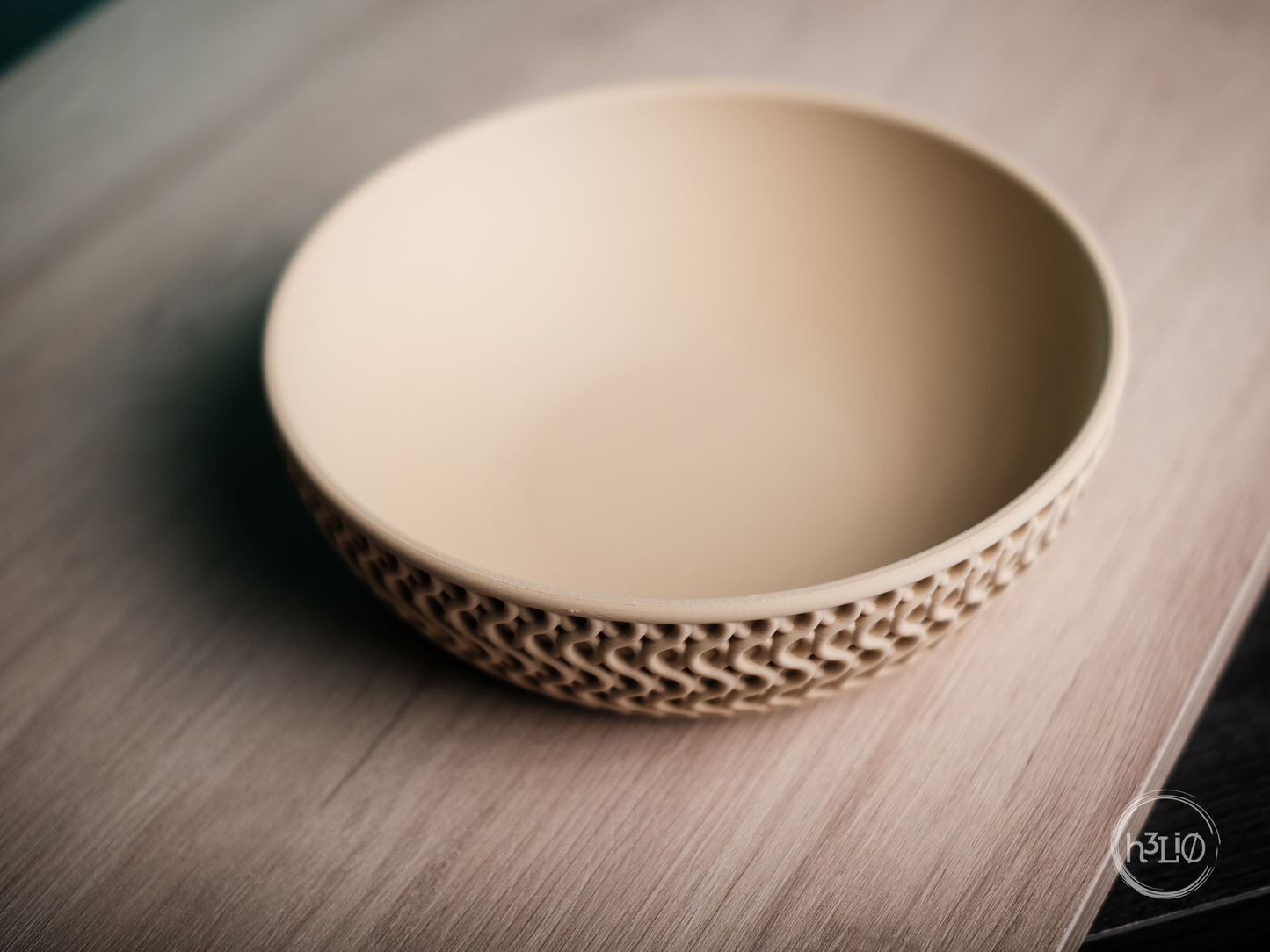 Echo Schale – Wellenförmige Eleganz für Tisch und Sideboard