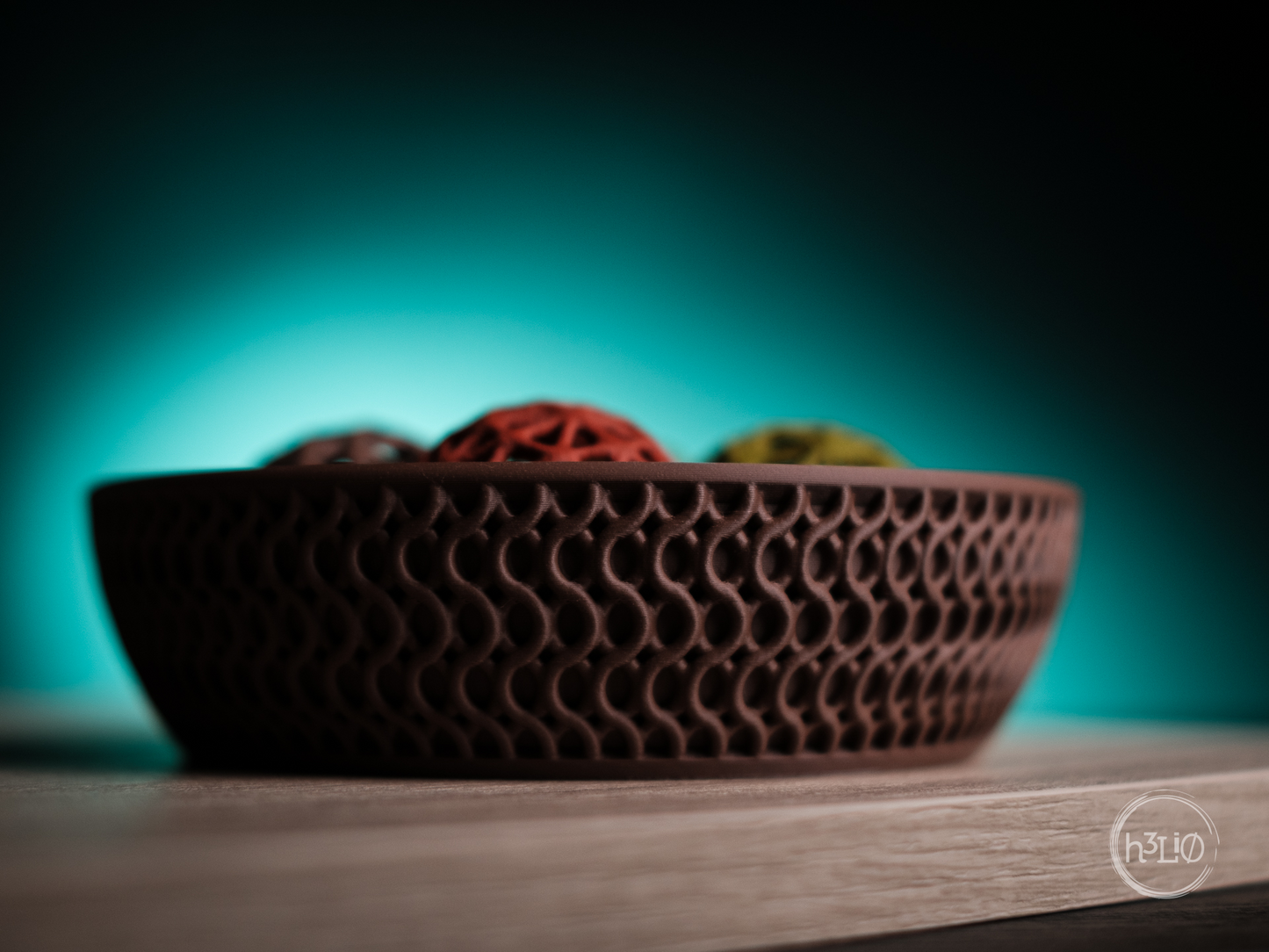 Echo Schale – Wellenförmige Eleganz für Tisch und Sideboard