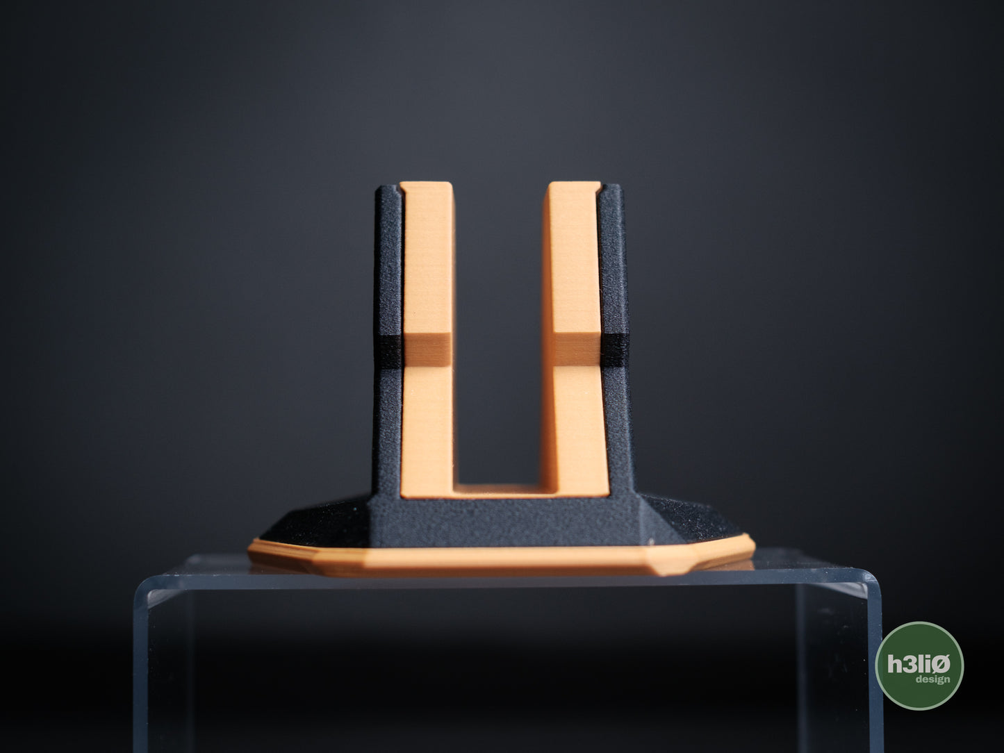 Rift Laptopständer – Minimalistische Ordnung für deinen Schreibtisch