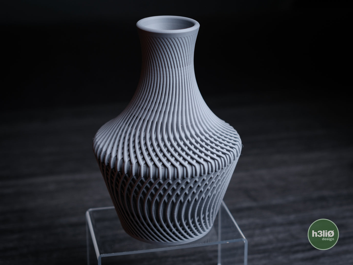 Lucid Vase – Klarer Glanz für Blumen und Deko