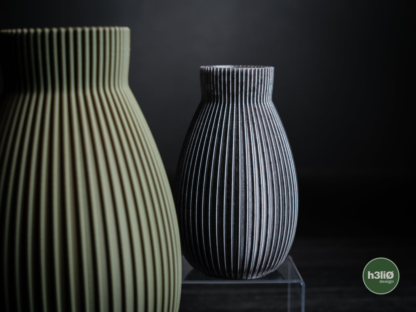 Obscura Vase – Mystische Tiefe in dunklem Design