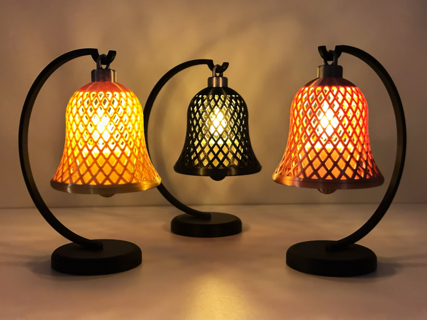 Weihnachtsglocken Mesh 3er-Set – Gitterartige 3D-Deko für festliche Klangwelten