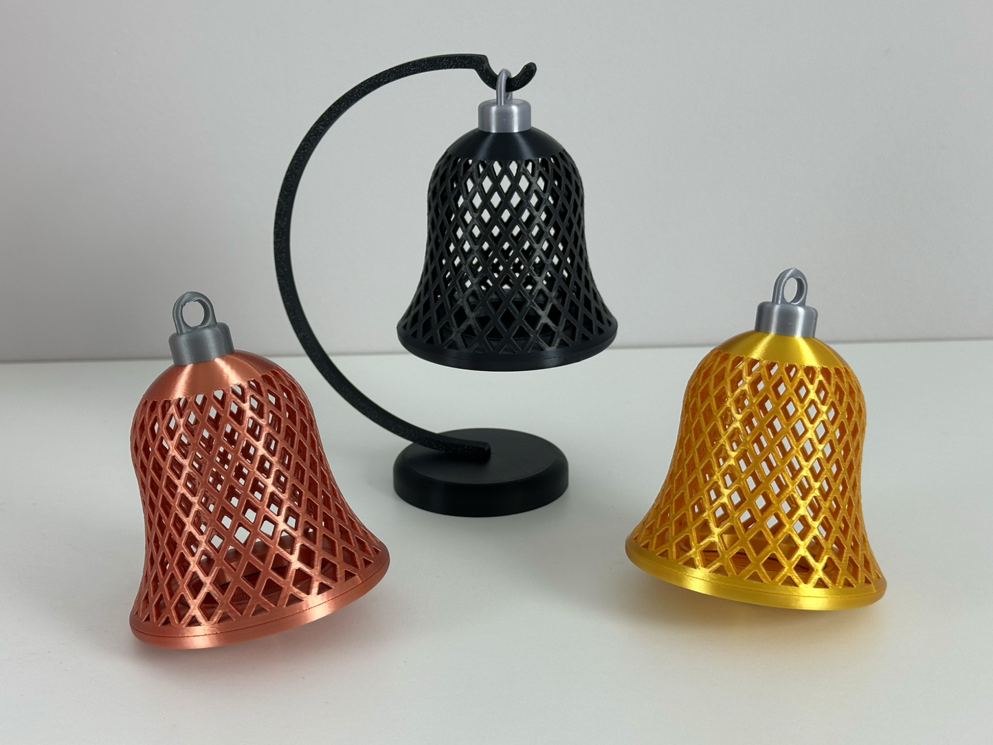 Weihnachtsglocken Mesh 3er-Set – Gitterartige 3D-Deko für festliche Klangwelten